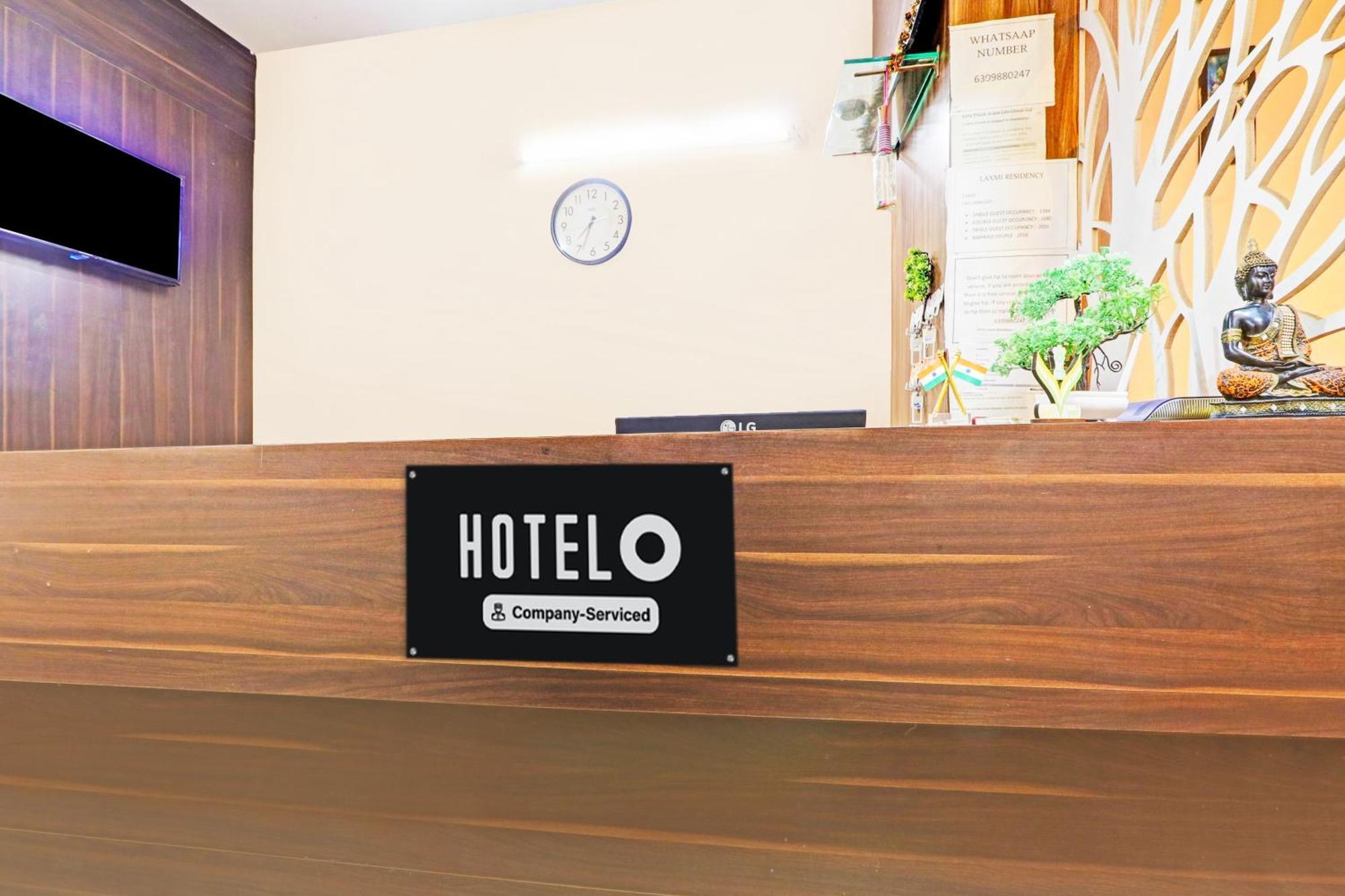 Super Hotel O Karimnagar Buitenkant foto