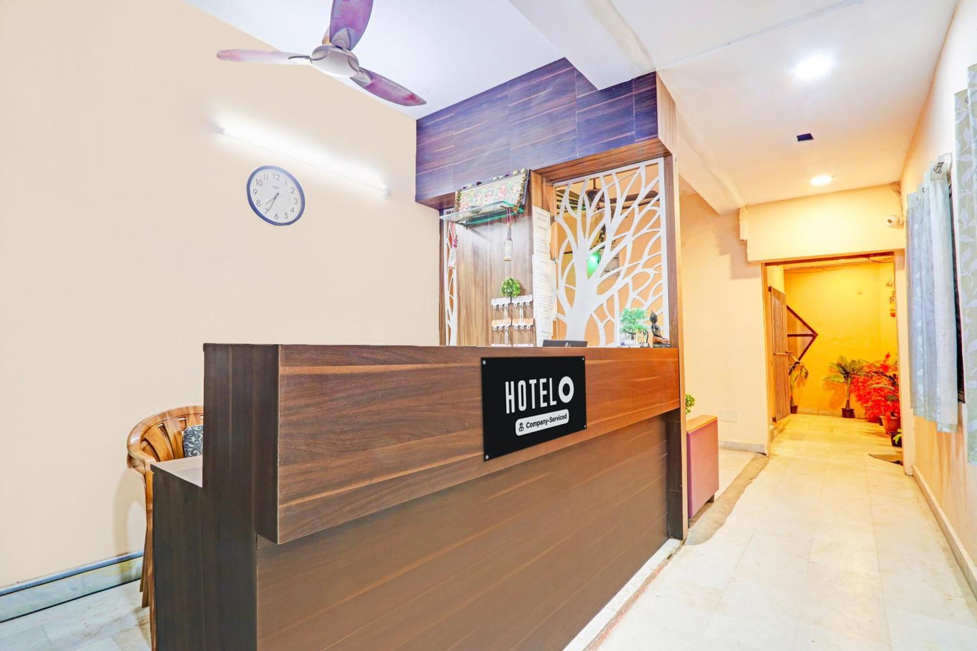 Super Hotel O Karimnagar Buitenkant foto